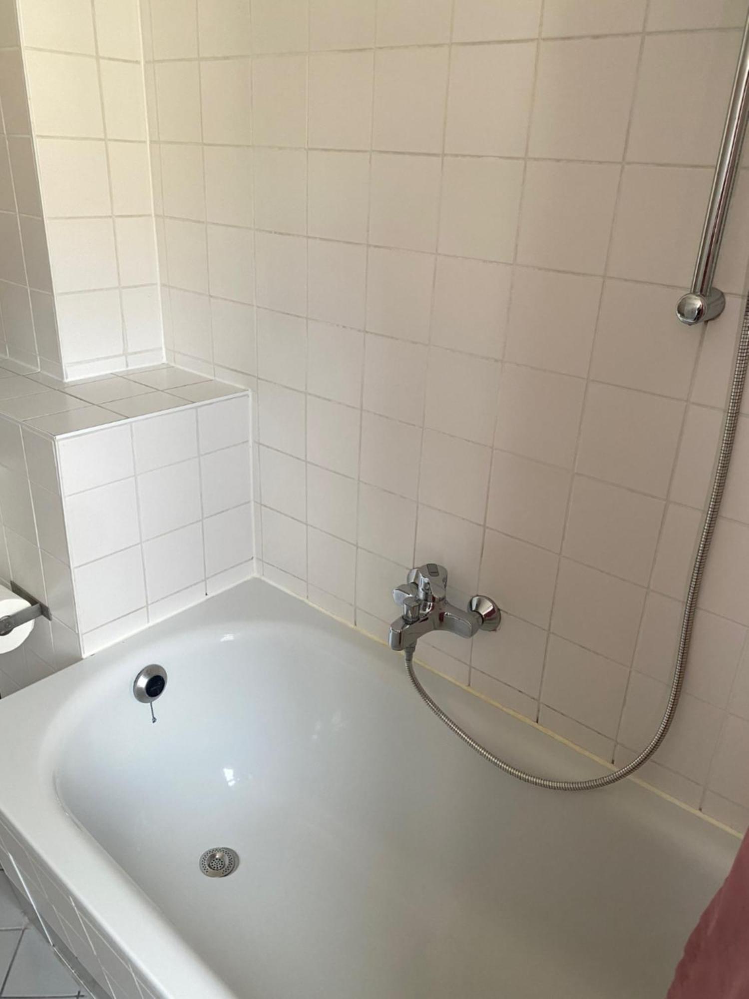Großes Zimmer-prenzlberg Privatunterkunft