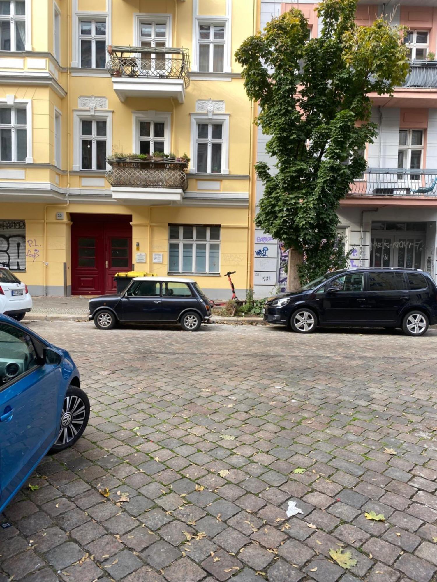 Großes Zimmer-prenzlberg Privatunterkunft *